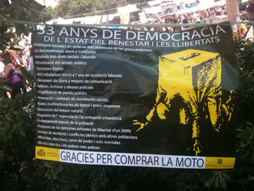 Pancarta Acampada Pl. Catalunya. Foto Sílex, 2011